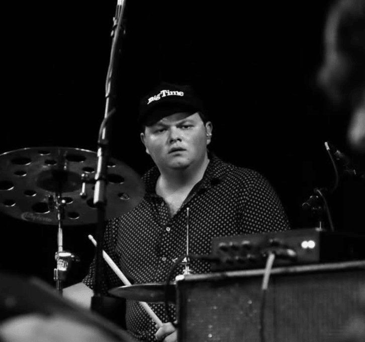 Ian Thomas